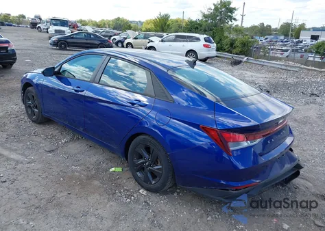 2021 Hyundai Elantra Sel z USA, uszkodzony, nr VIN 5NPLM4AG3MH021924
